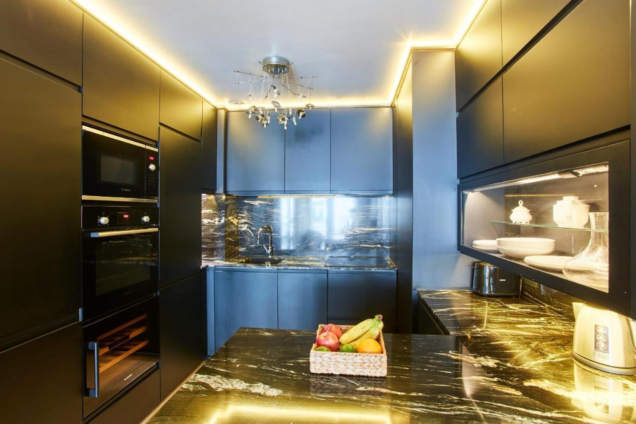 Madelaine - Opera Apartment